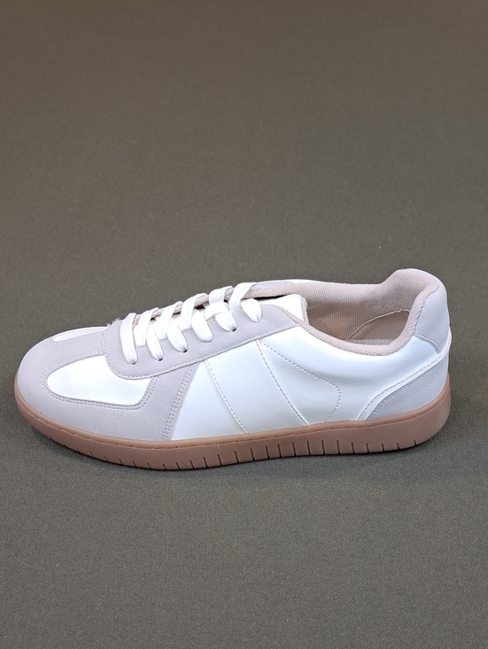 Steve Madden Other - Steve Madden Korona T-Toe Sneaker - Color: White/Gray - Size: Men 10
